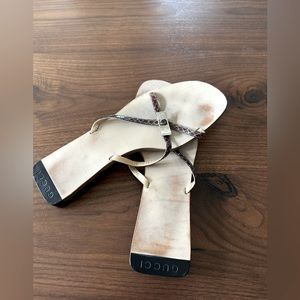 GUCCI Leather Strap Sandals.